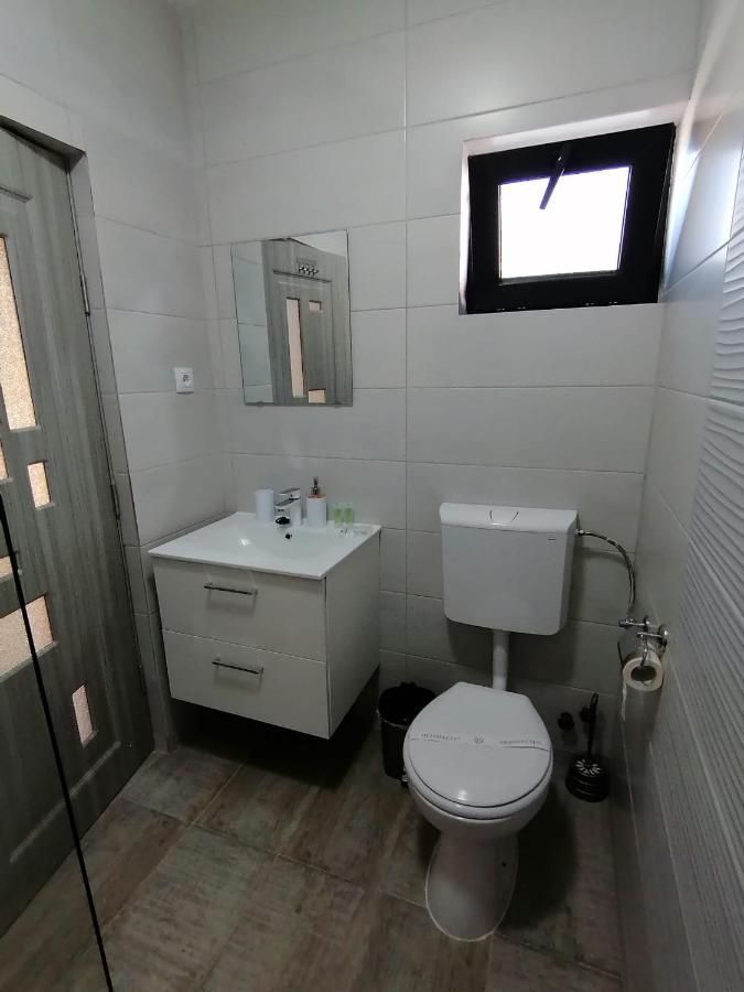 Casutele Amaliei Hotel Corbu  Buitenkant foto