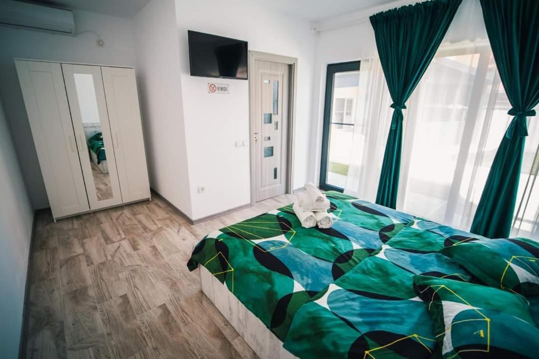 Casutele Amaliei Hotel Corbu  Buitenkant foto