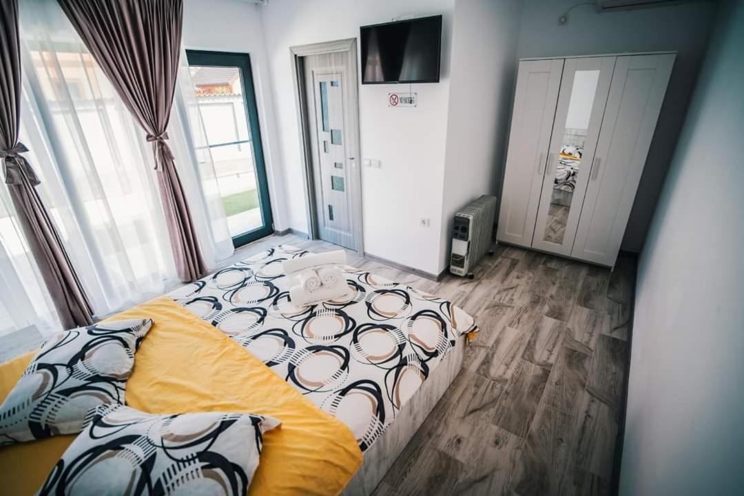 Casutele Amaliei Hotel Corbu  Buitenkant foto