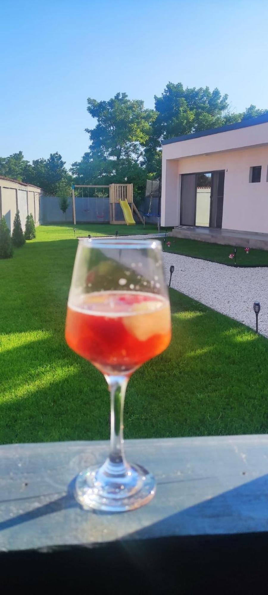 Casutele Amaliei Hotel Corbu  Buitenkant foto